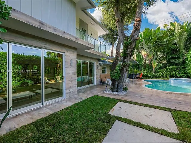 79 W Shore Dr — Photo 9