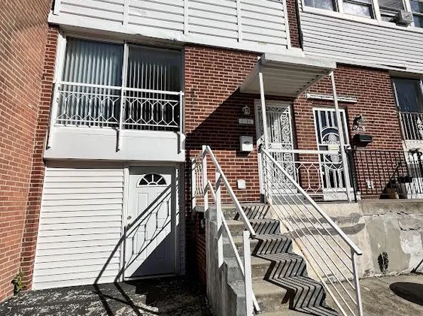 6926 Grosbeak Pl, Philadelphia, PA 19142