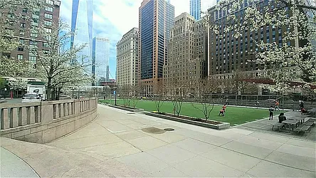 Rented by R New York