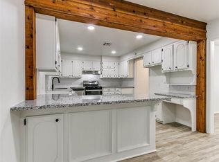 2209 June Ln, Del City, OK 73115