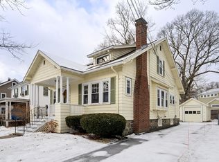 31 High Haith Rd, Arlington, MA 02476