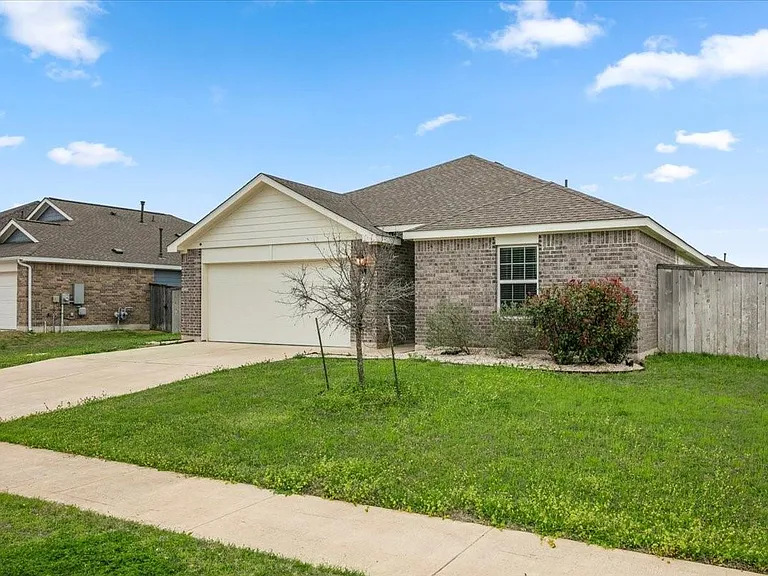 11817 Emerald Springs Ln — Photo 3