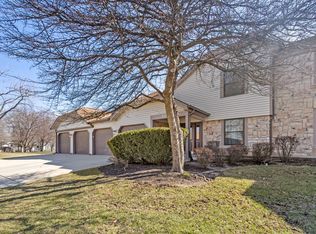 838 Stradford Cir UNIT A2, Buffalo Grove, IL 60089
