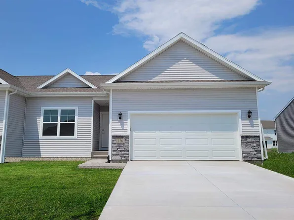 136 Sumac Dr, Palo, IA 52324