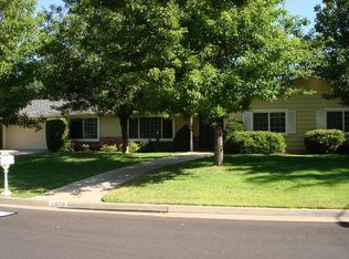 1676 W Mesa Ave, Fresno, CA