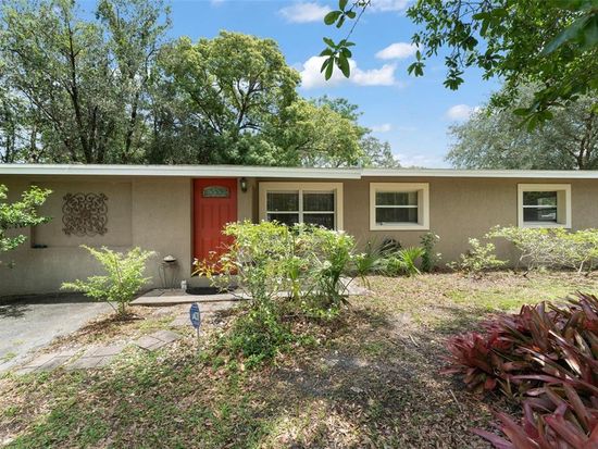 17 S Aurora Dr, Apopka, FL 32703