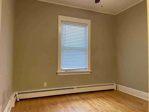 2nd image of 6209 N Newark Ave Floor 1