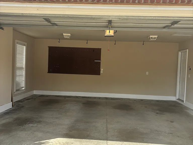 3225 Hammond Dr — Photo 12