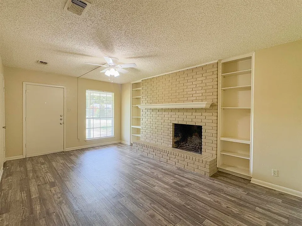 4404 Briar Cliff Rd