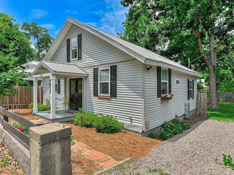 116 Edgefield Ave — Photo 3