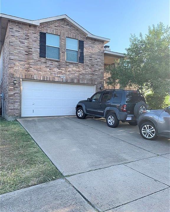 1st image of 3925 Golden Horn Ln