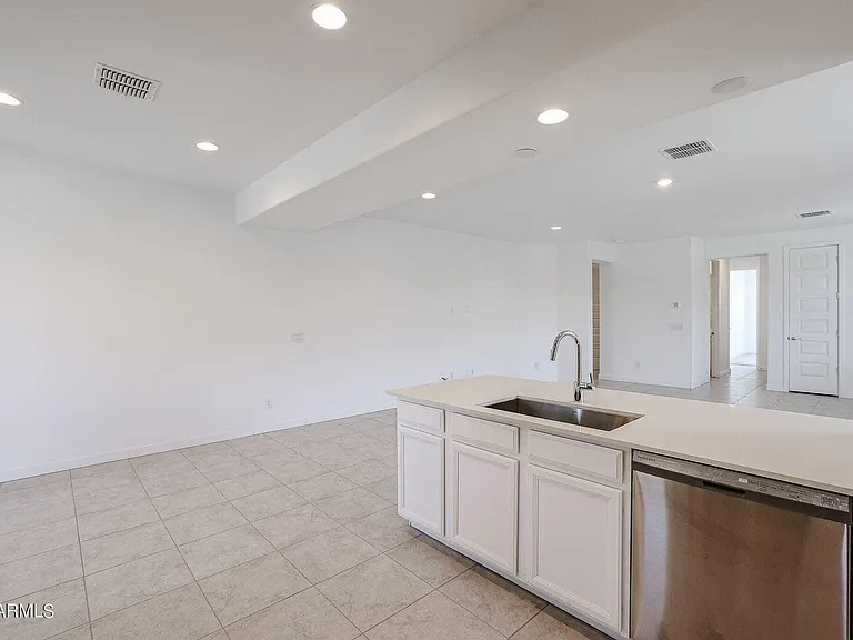 16554 W Questa Dr — Photo 13
