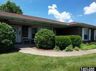3660 Rimrock Rd, York, PA 17402