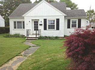 107 Eddy St, Luckey, OH 43443