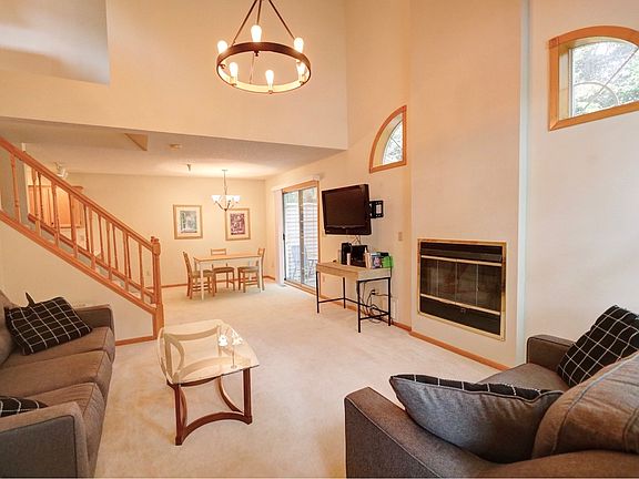 2nd image of 18093 Settlers Way