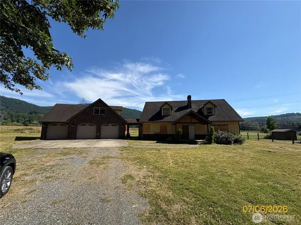 34325 SE 263rd Place, Ravensdale, WA 98051