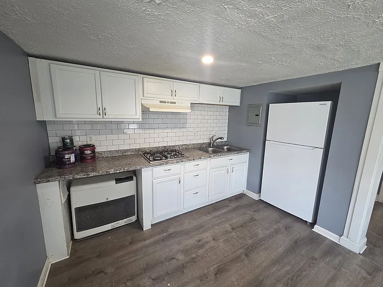 91 Broad St #2 — Photo 13