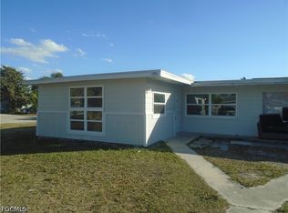 1994 Oak Dr #1996, Fort Myers, FL 33907