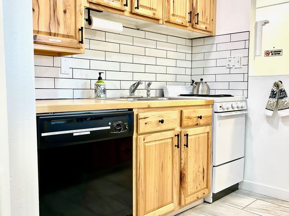 3720 W Grandview Ave #E