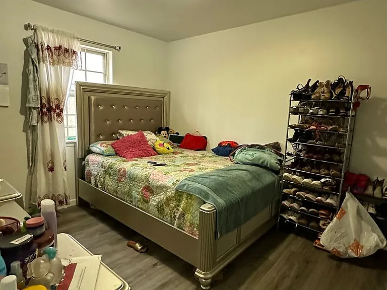 270 Albert Ct — Photo 18