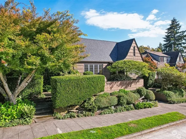 6216 17th Avenue NE, Seattle, WA 98115