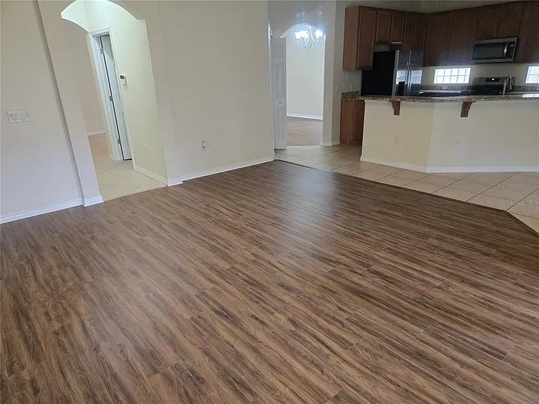 1125 Lascala Dr — Photo 8