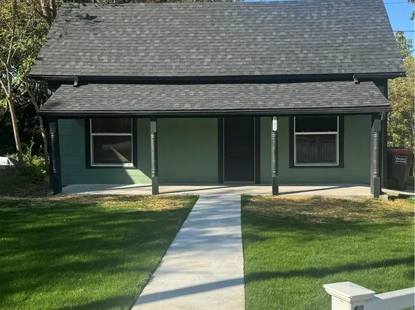 547 Orchard Pl, Excelsior Springs, MO 64024