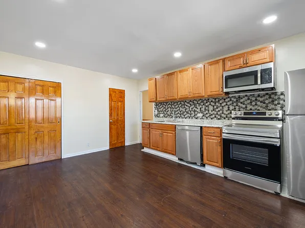 745 East 93rd Street image 1 of 5