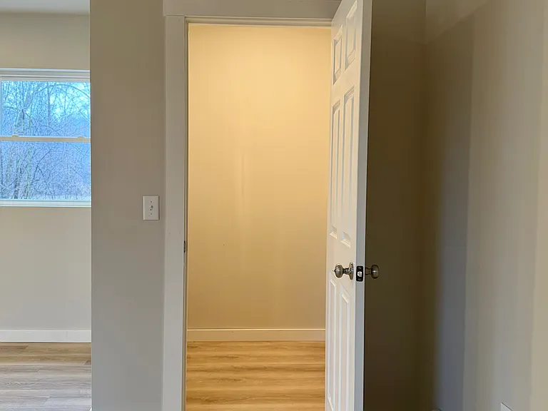 954 Howrigan Rd #1 — Photo 10