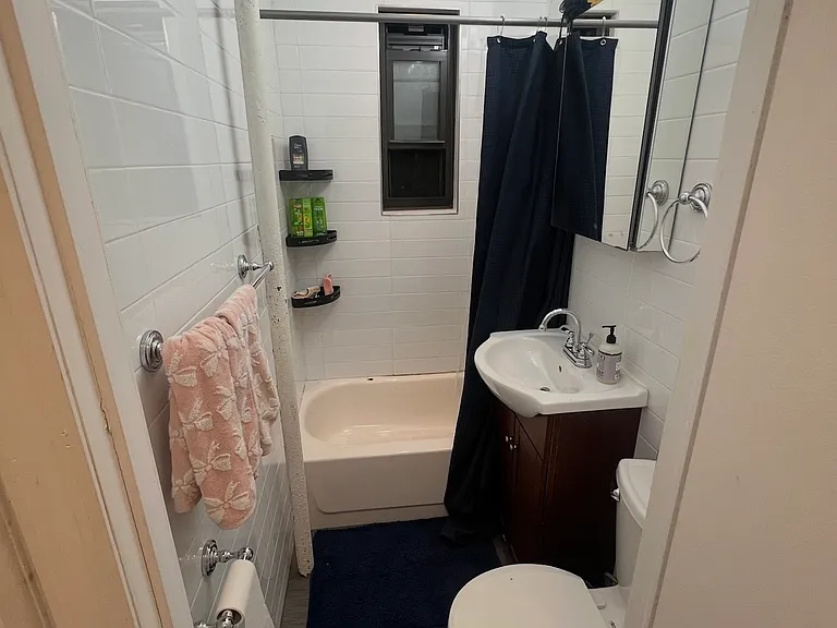21-27 33rd St #2 — Photo 5