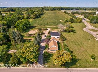 17 N Hooper St, Caro, MI 48723
