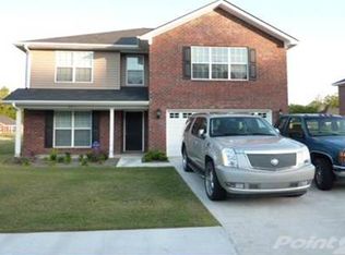 221 Manchester Ct, Midway, GA 31320