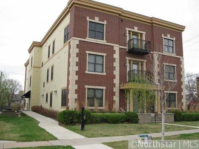 625 Dayton Ave, Saint Paul, MN, 55104