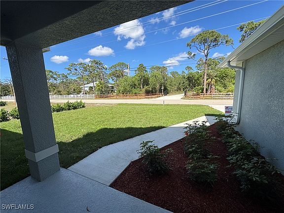 4th image of 202 Jacaranda Pkwy E