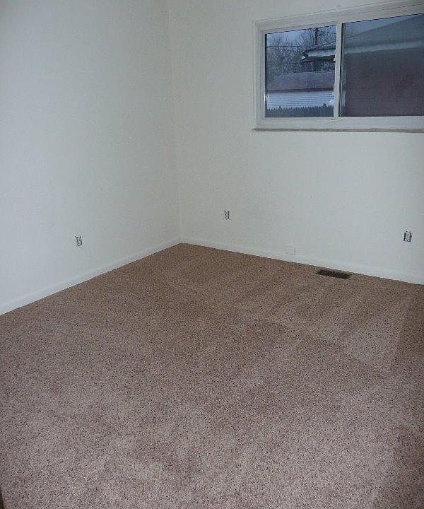 1st image of 4350 N Richardt Ave