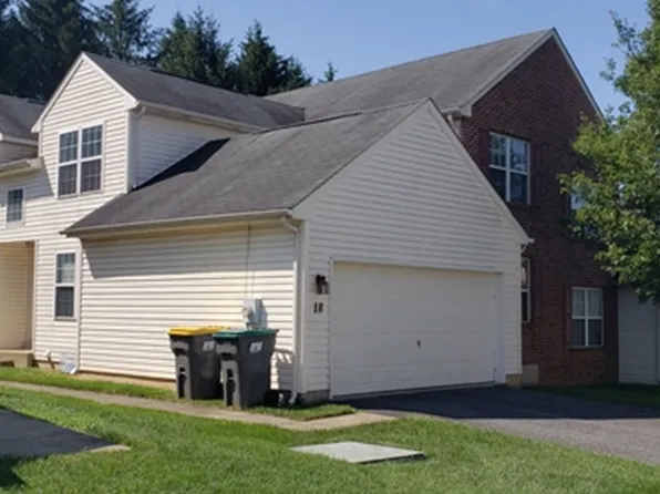 18 Saddle Ridge Ct, Wilmington, DE 19808