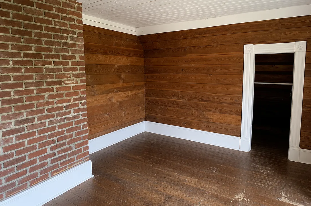 5102 N Syracuse St — Photo 3
