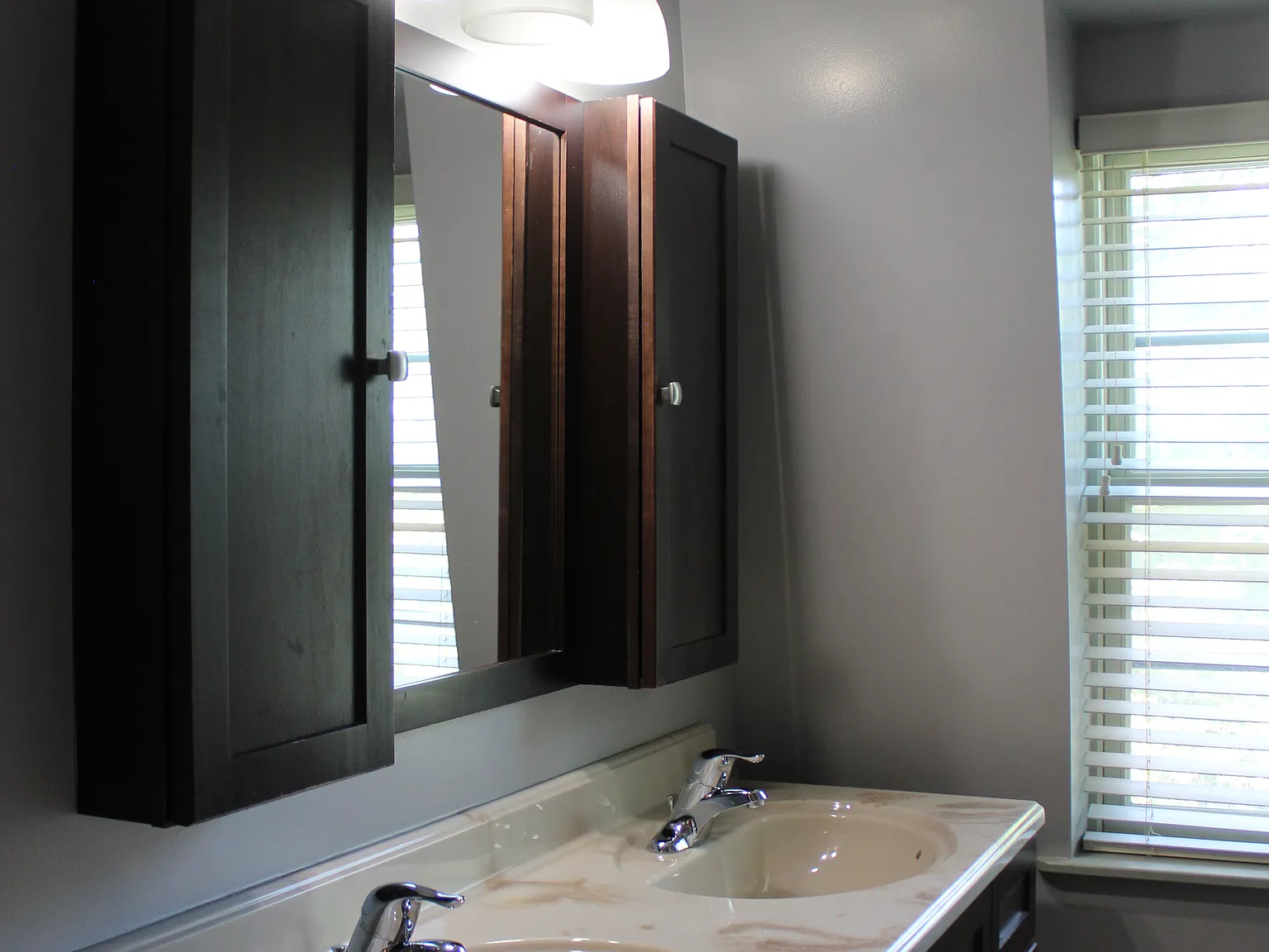 2 bed, 1.5 bath, 1500 sqft, $1,200 — Photo 3