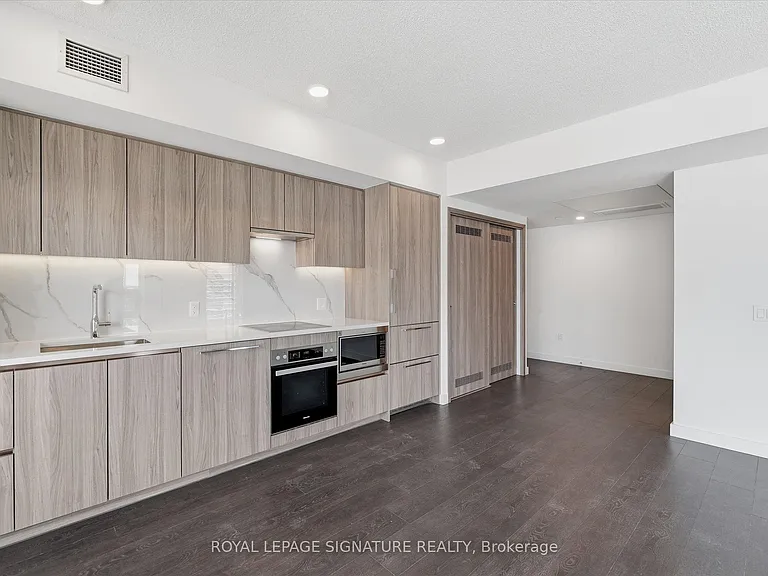1 Concord Cityplace Way #3003 — Photo 8