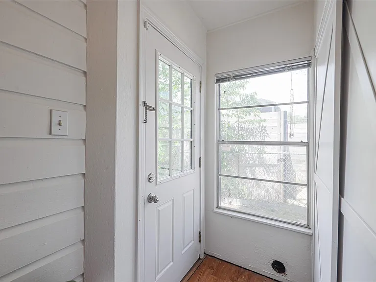 4607 Evans Ave #B — Photo 22