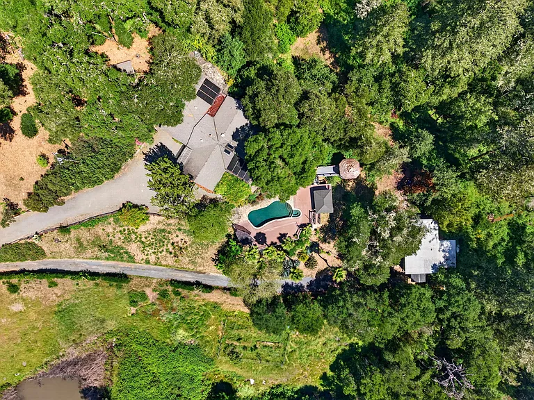 2348 Mill Creek Ln — Photo 31