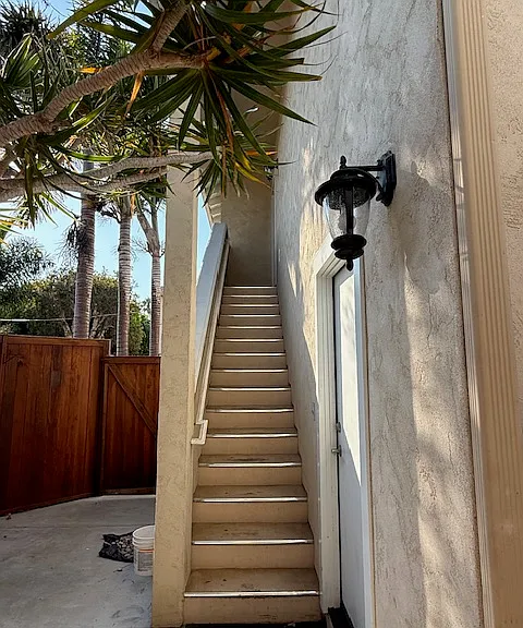 Patio & stairs to front door