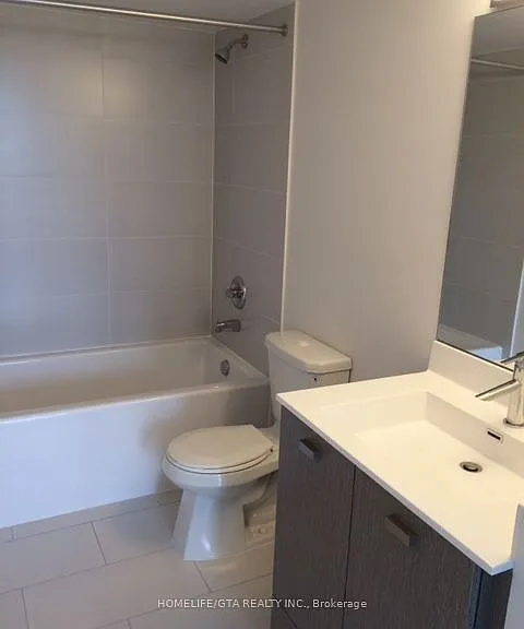 255 Village Green Sq #1905 — Photo 7