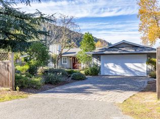 3 Via Las Encinas, Carmel Valley, CA 93924