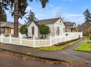 7104 SE Tolman St, Portland, OR 97206