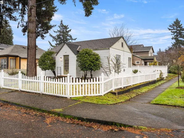 7104 SE Tolman St, Portland, OR 97206