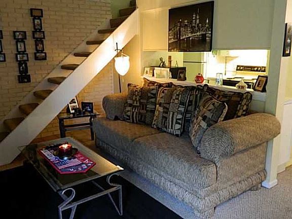 3rd image of 40 De Paul Dr #40