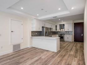 Regency Holt Apartments