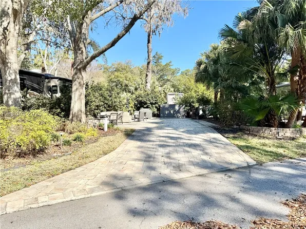133 Arrow Rd #379, Hilton Head Island, SC 29928