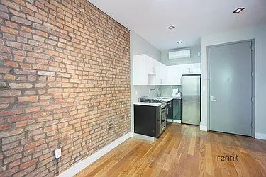 Rented by Rennit Inc.